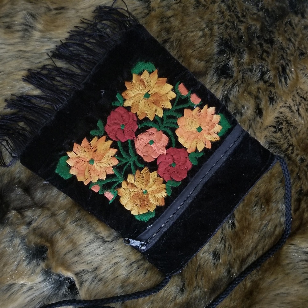 Embroidered velvet Guatemalan cotton shoulder bag